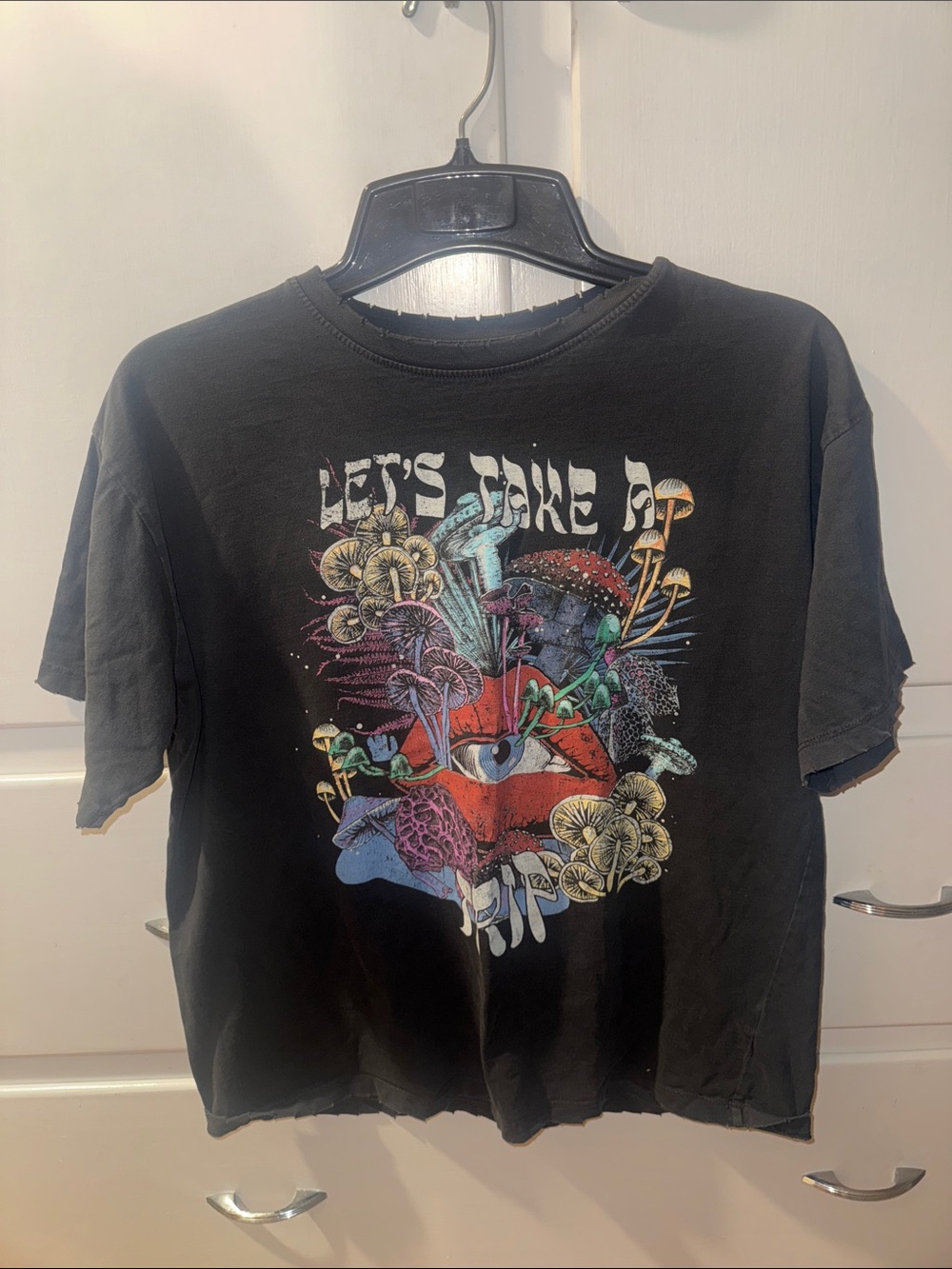 Black Short Sleeve Graphic Tee with Multicolor Mushroom Art